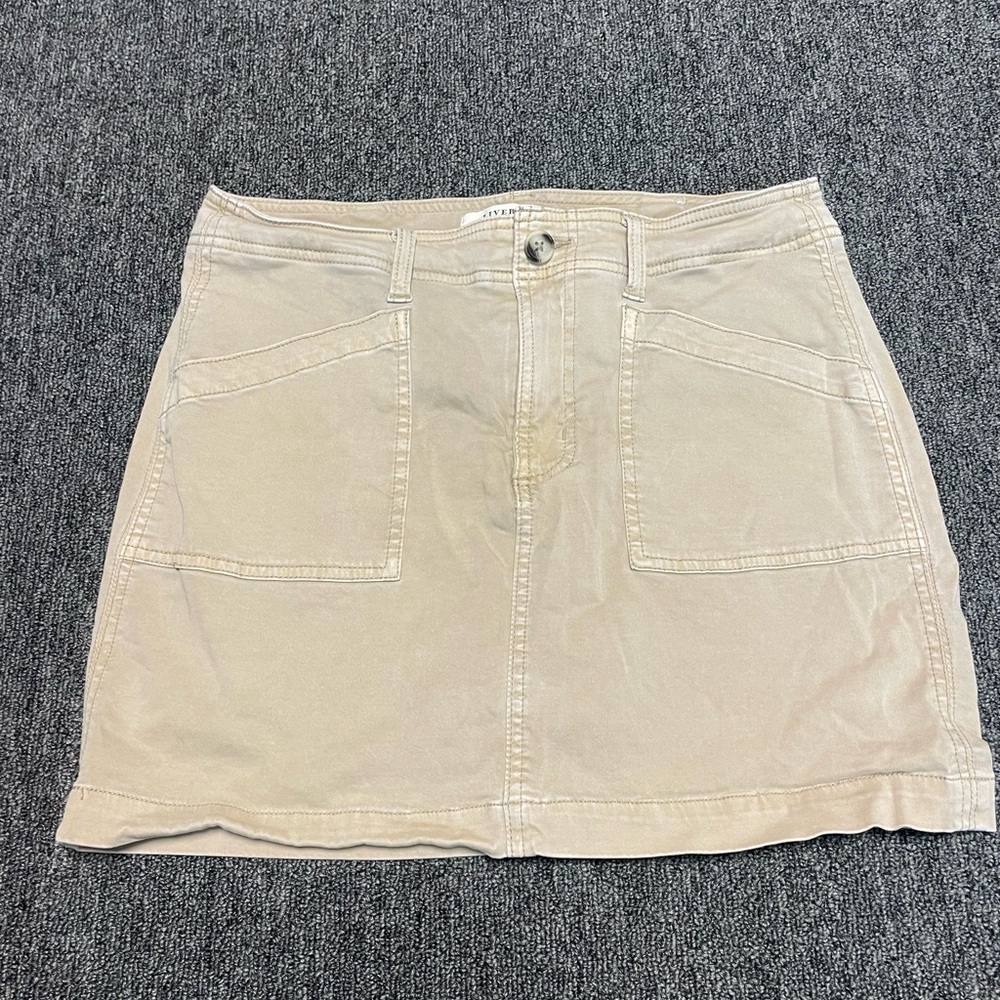 Liverpool Skirt size 8 beige with built in shorts